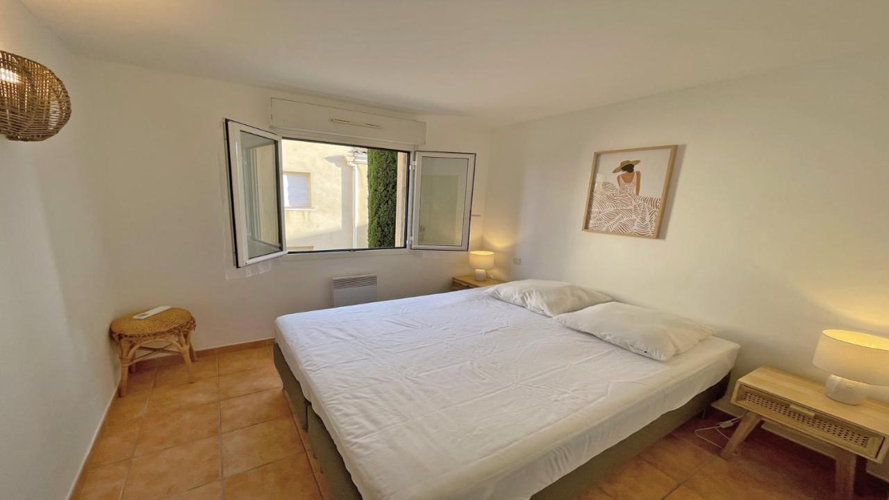 Appartement Les Pins Bleus A8 Sainte-Maxime Exteriör bild