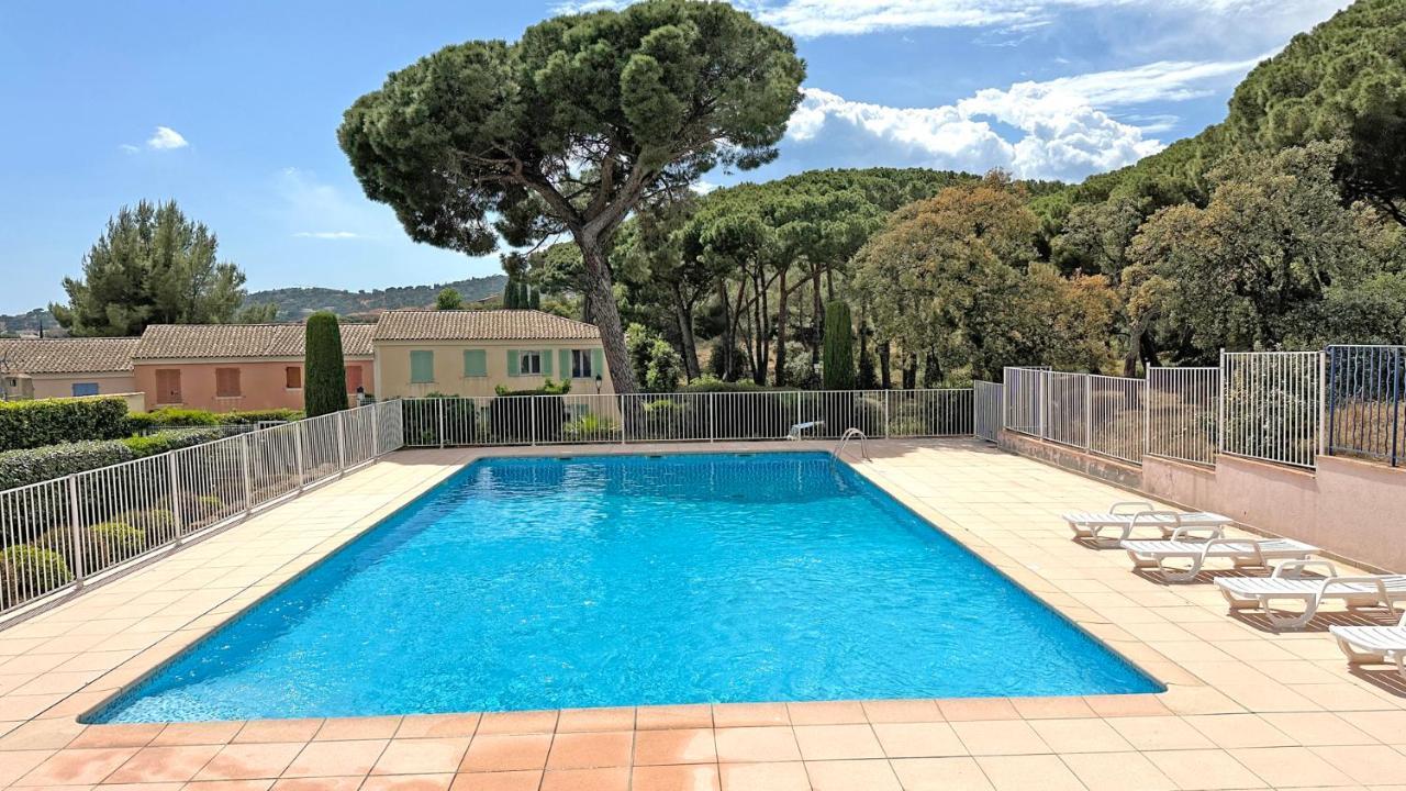 Appartement Les Pins Bleus A8 Sainte-Maxime Exteriör bild