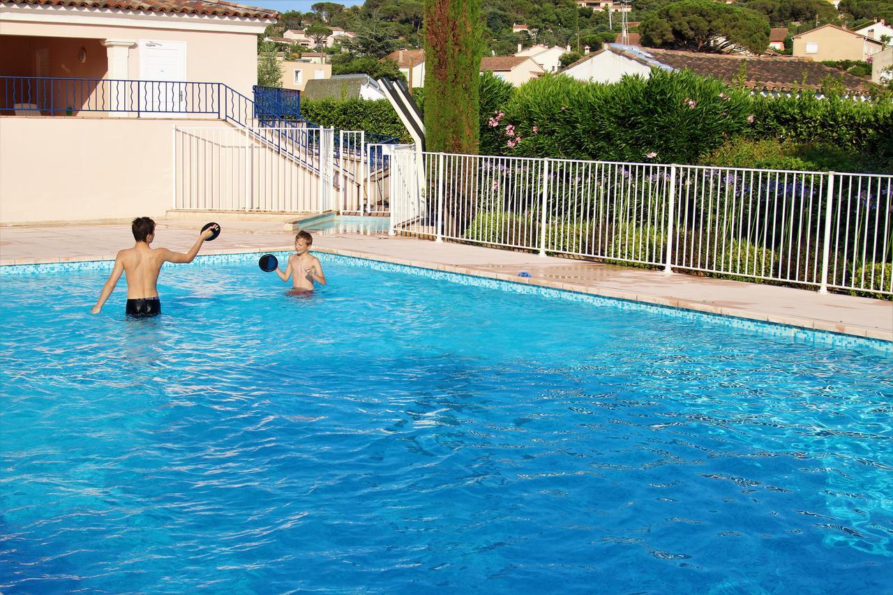 Appartement Les Pins Bleus A8 Sainte-Maxime Exteriör bild